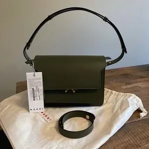 【MARNI】MEDIUM TRUNK BAG MARNI MEDIUM TRUNK BAG – Belinda International